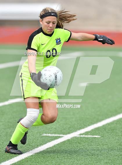 Thumbnail 2 in Highland Park vs Midlothian (UIL 5A Region 2 Semifinal) photogallery.