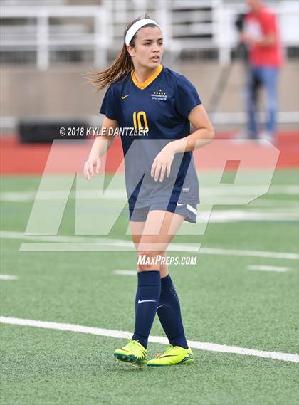 Thumbnail 2 in Highland Park vs Midlothian (UIL 5A Region 2 Semifinal) photogallery.