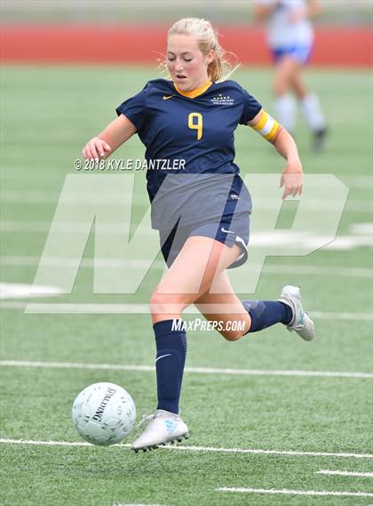 Thumbnail 3 in Highland Park vs Midlothian (UIL 5A Region 2 Semifinal) photogallery.