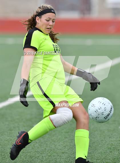 Thumbnail 3 in Highland Park vs Midlothian (UIL 5A Region 2 Semifinal) photogallery.