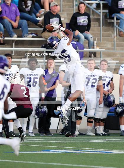 Thumbnail 3 in Whitehouse vs. College Station (UIL 5A Bi-District Playoff) photogallery.