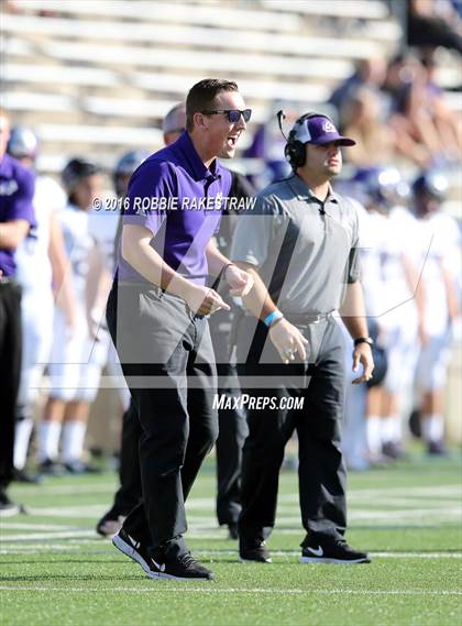 Thumbnail 2 in Whitehouse vs. College Station (UIL 5A Bi-District Playoff) photogallery.