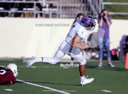 Thumbnail 1 in Whitehouse vs. College Station (UIL 5A Bi-District Playoff) photogallery.
