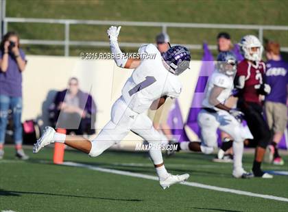 Thumbnail 2 in Whitehouse vs. College Station (UIL 5A Bi-District Playoff) photogallery.