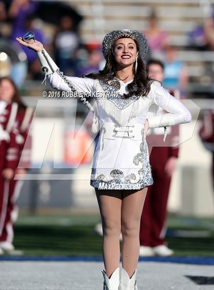 Thumbnail 2 in Whitehouse vs. College Station (UIL 5A Bi-District Playoff) photogallery.