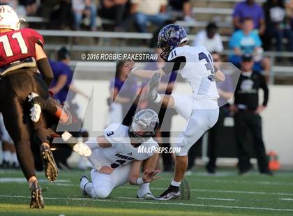 Thumbnail 3 in Whitehouse vs. College Station (UIL 5A Bi-District Playoff) photogallery.