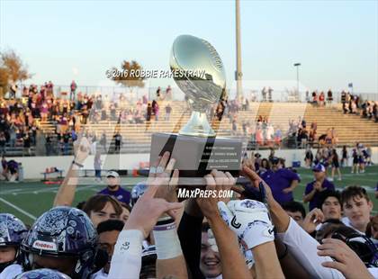 Thumbnail 3 in Whitehouse vs. College Station (UIL 5A Bi-District Playoff) photogallery.