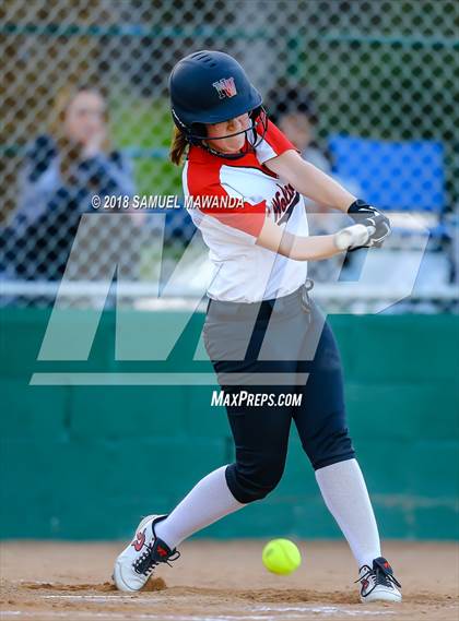 Thumbnail 3 in Harvard-Westlake vs Louisville photogallery.
