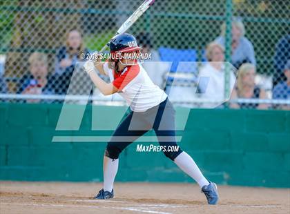 Thumbnail 3 in Harvard-Westlake vs Louisville photogallery.