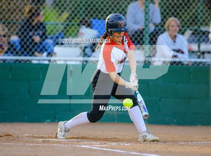 Thumbnail 2 in Harvard-Westlake vs Louisville photogallery.