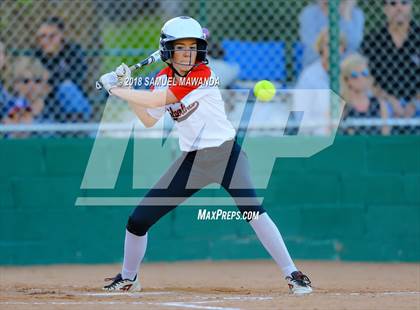 Thumbnail 3 in Harvard-Westlake vs Louisville photogallery.