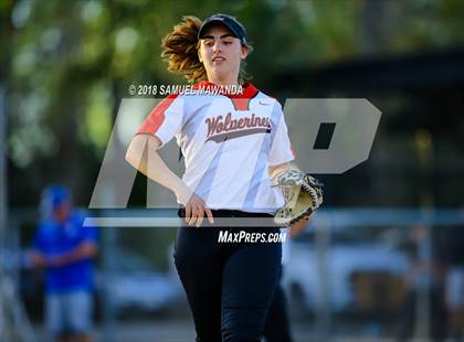 Thumbnail 3 in Harvard-Westlake vs Louisville photogallery.