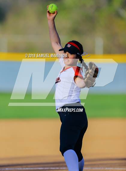 Thumbnail 3 in Harvard-Westlake vs Louisville photogallery.