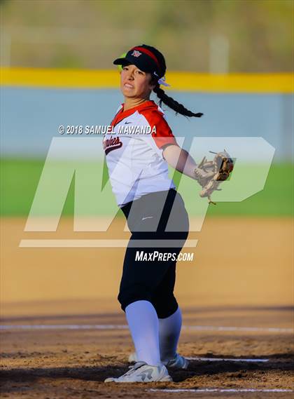 Thumbnail 2 in Harvard-Westlake vs Louisville photogallery.