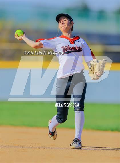 Thumbnail 1 in Harvard-Westlake vs Louisville photogallery.
