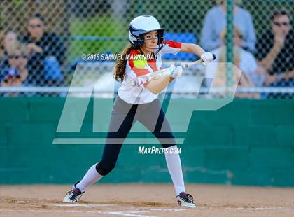 Thumbnail 2 in Harvard-Westlake vs Louisville photogallery.