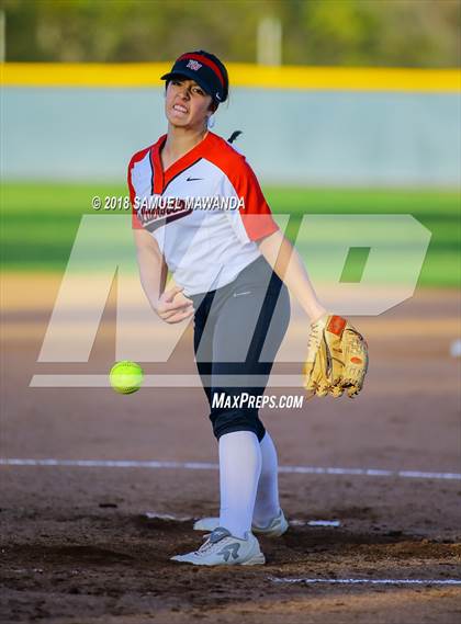 Thumbnail 1 in Harvard-Westlake vs Louisville photogallery.