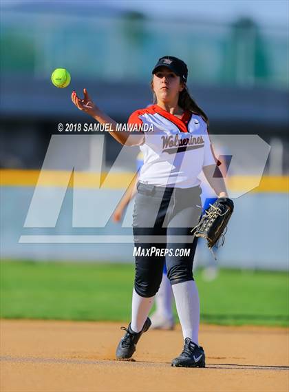 Thumbnail 1 in Harvard-Westlake vs Louisville photogallery.