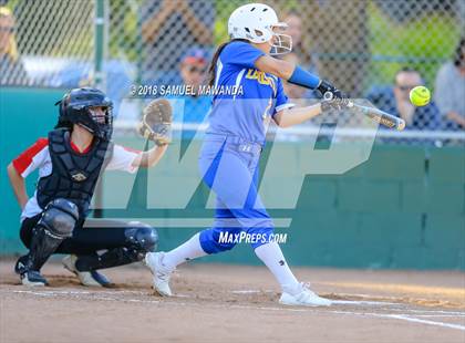 Thumbnail 3 in Harvard-Westlake vs Louisville photogallery.
