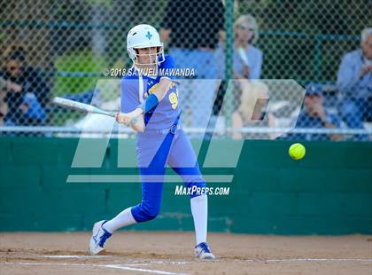 Thumbnail 1 in Harvard-Westlake vs Louisville photogallery.