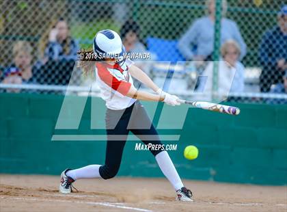 Thumbnail 3 in Harvard-Westlake vs Louisville photogallery.