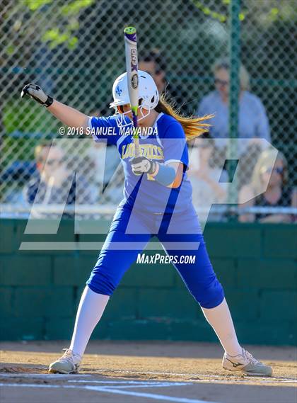 Thumbnail 1 in Harvard-Westlake vs Louisville photogallery.