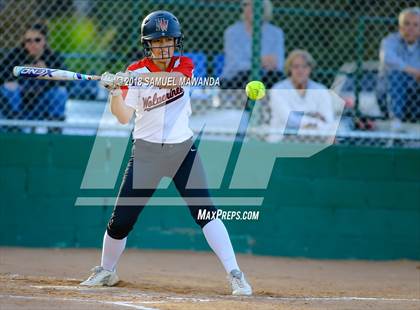 Thumbnail 3 in Harvard-Westlake vs Louisville photogallery.