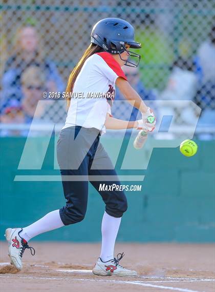 Thumbnail 1 in Harvard-Westlake vs Louisville photogallery.