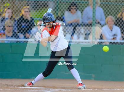 Thumbnail 3 in Harvard-Westlake vs Louisville photogallery.