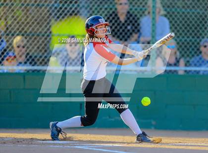 Thumbnail 3 in Harvard-Westlake vs Louisville photogallery.
