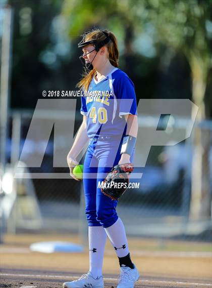 Thumbnail 1 in Harvard-Westlake vs Louisville photogallery.