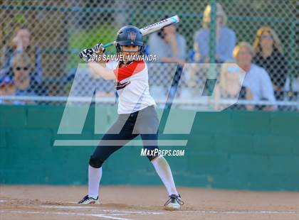 Thumbnail 3 in Harvard-Westlake vs Louisville photogallery.