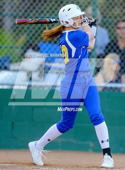 Thumbnail 1 in Harvard-Westlake vs Louisville photogallery.