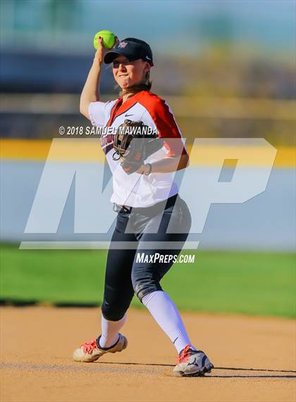 Thumbnail 3 in Harvard-Westlake vs Louisville photogallery.