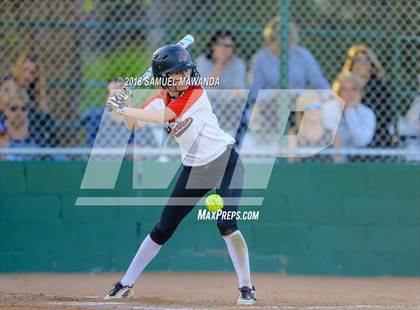 Thumbnail 2 in Harvard-Westlake vs Louisville photogallery.