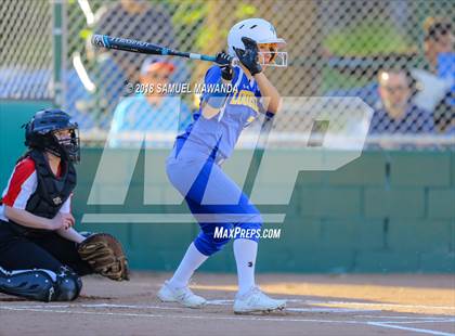 Thumbnail 2 in Harvard-Westlake vs Louisville photogallery.