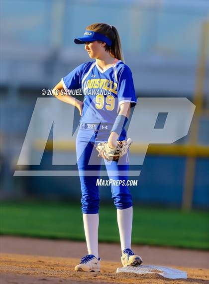 Thumbnail 3 in Harvard-Westlake vs Louisville photogallery.