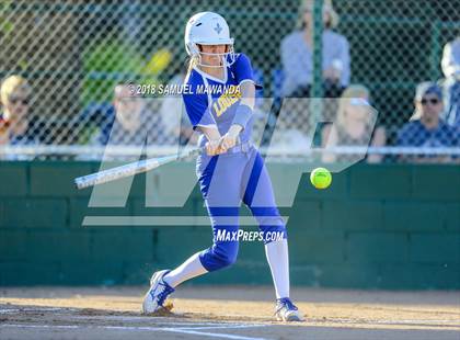 Thumbnail 3 in Harvard-Westlake vs Louisville photogallery.
