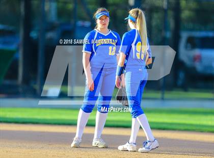 Thumbnail 3 in Harvard-Westlake vs Louisville photogallery.