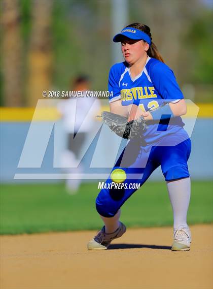 Thumbnail 2 in Harvard-Westlake vs Louisville photogallery.