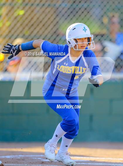 Thumbnail 3 in Harvard-Westlake vs Louisville photogallery.
