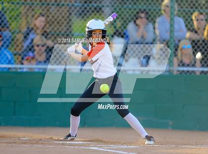 Thumbnail 1 in Harvard-Westlake vs Louisville photogallery.