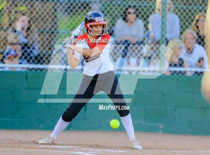 Thumbnail 2 in Harvard-Westlake vs Louisville photogallery.