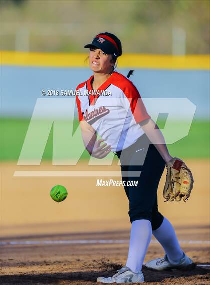 Thumbnail 1 in Harvard-Westlake vs Louisville photogallery.