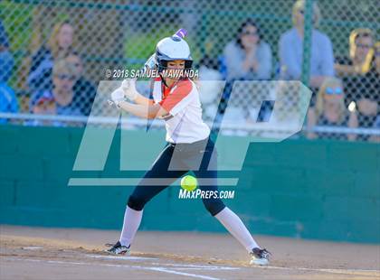 Thumbnail 3 in Harvard-Westlake vs Louisville photogallery.