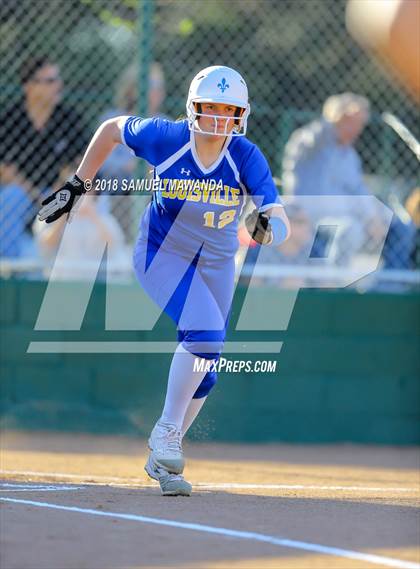 Thumbnail 1 in Harvard-Westlake vs Louisville photogallery.