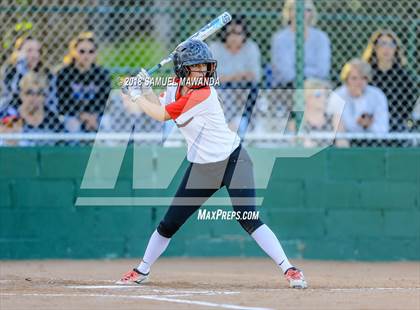 Thumbnail 2 in Harvard-Westlake vs Louisville photogallery.