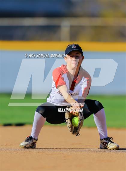 Thumbnail 1 in Harvard-Westlake vs Louisville photogallery.