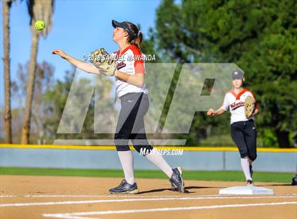 Thumbnail 3 in Harvard-Westlake vs Louisville photogallery.
