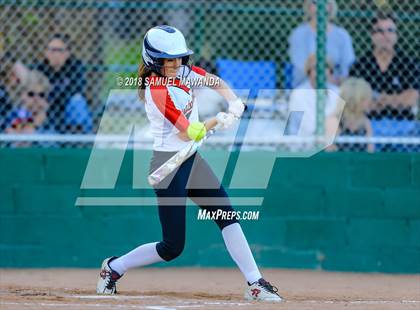 Thumbnail 3 in Harvard-Westlake vs Louisville photogallery.